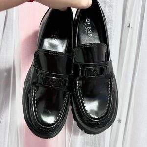 GUESS black patent loafers (Size 9)